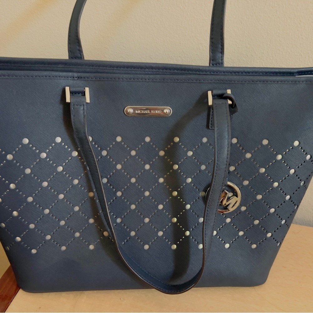 Large brand New Michael korse  tote handbag
